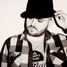 Marco Perfetti tipping hat 